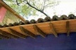 Casa em Cuernavaca, Morelos. Arquiteto A. R. Ponce. Soleira de barro vermelho recozido sobre vigas de 3”x6” de madeira