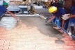 Painel de GRC que incorpora plaquetas cerâmicas no processo de pré- fabricação