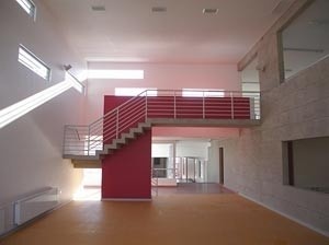 Hall principal - acceso<br />Imagem dos autores do projeto