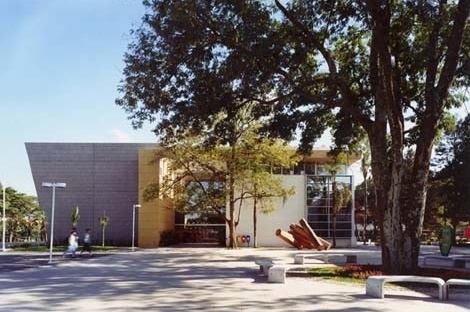 Biblioteca<br />Imagem dos autores do projeto