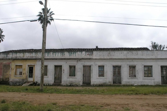 Foto 6: Casas geminadas ou “em fita” para os operários das charqueadas. A prefeitura garantiu o direito dos moradores permanecerem no local