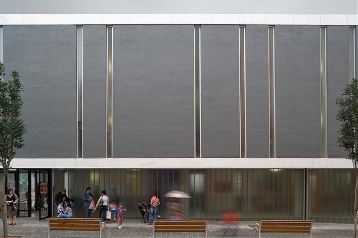 CEIP Ferrer i Guardia, vista externa, Granollers. Arq. Jordi Badia, 2006<br />Foto Pedro Pegenaute