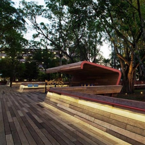 Praça Victor Civita - Museu Aberto da Sustentabilidade, vista interna da praça, São Paulo. Levisky Arquitetos Associados, 2008<br />Foto Nelson Kon