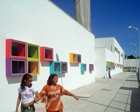 Fachada oeste - janelas<br />Imagem dos autores do projeto