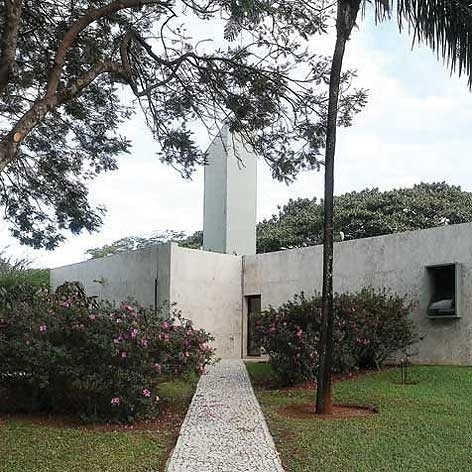 Embajada de Colombia en Brasília, vista externa, Cesar Barney, Brasília DF, Brasil, 1977-1981<br />foto Sylvia Vera Patiño Spitzer