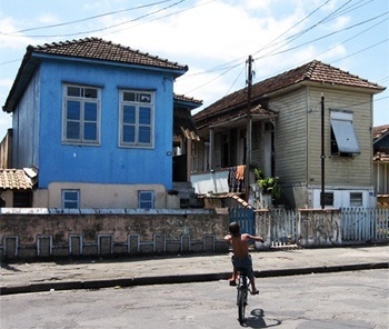 casas operárias no bairro de Macuco, Santos<br />Foto Flávio Magalhães
