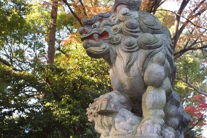 Koma inu, o guardião de pedra, Santuário Oji<br />Foto Tom Boechat/Usina de Imagem
