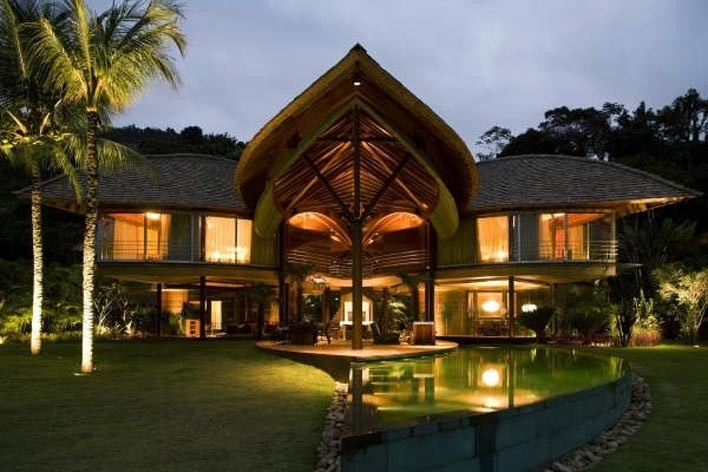 Casa Folha, Angra dos Reis RJ. Mareines + Patalano Arquitetura, 2008<br />Foto Leonardo Finotti