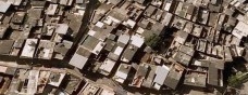 La post-modernidad creando ciudades monótonas en Europa y en Brasil