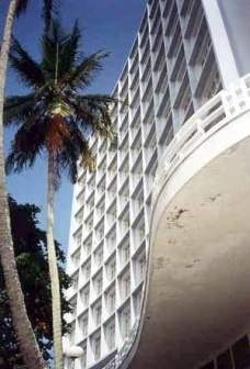 Edifício "Sobre as Ondas", um ícone da arquitetura moderna no litoral brasileiro