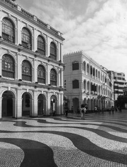 Brasília, Lisboa, Macau