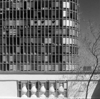 Ministério do Arquiteturismo adverte...