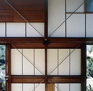 Casa Helio Olga, São Paulo, 1990. Arquitetura com madeira certificada, arquiteto Marcos Acayaba. <br />Foto Nelson Kon