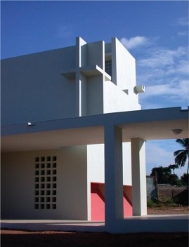 drops-043-01-jos-forjaz-arquitetura-de-mo-ambique-vitruvius