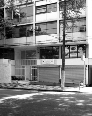 Edifício Camillo Sallum, Arq. Maurício Kogan, Rua Batataes<br />Foto LEG