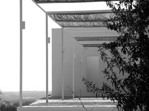 Casa em Boliqueime, Loulé. Ricardo Bak Gordon, 2002