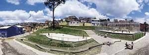 Parque Amélia, vista depois da intervenção, arquiteto João Walter Toscano, Guarapiranga, São Paulo<br />Foto de João Urban