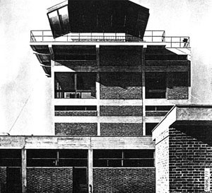 Torre de Controle do Aeroporto de Gatwick,1957. Yorke, Rosemberg & Mardall