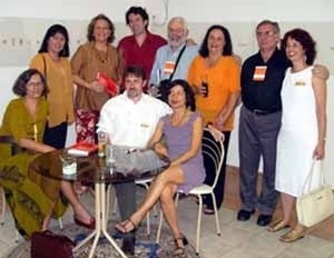Da esquerda para a direita, em pé: Gleice Elali, Cristiane Rose Duarte, Jean-Pierre Chupin, Paulo Afonso Rheingantz, Maísa Veloso, Elvan Silva e Ruth Verde Zein; sentados: Cláudia Loureiro, Fernando Lara e Sonia Marques
