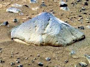 Pedra Adirondack, Marte [http://marsrovers.jpl.nasa.gov/home/index.html]