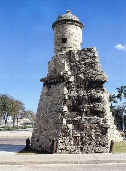 Torre conservada da antiga Muralha de Havana