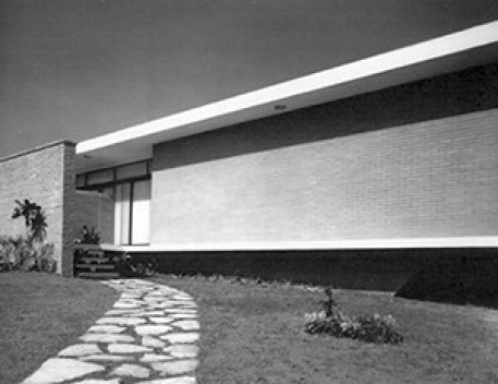 Residência Antonio Maurício da Rocha, São Paulo. Arquiteto David Libeskind, 1957<br />Foto José Moscardi