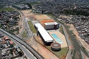 CEU Jambeiro, São Paulo. Architects Alexandre Delijaicov, André Takiya e Wanderley Ariza<br />Foto David Rego Jr 