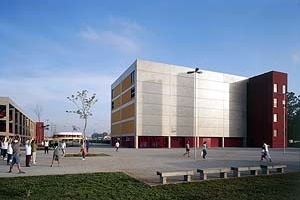 CEU Butantã, São Paulo. Architects Alexandre Delijaicov, André Takiya e Wanderley Ariza<br />Foto Nelson Kon 