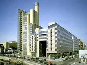 Postdamer Platz, projetos arquitetônicos de Renzo Piano e Arata Isozaki. <br />Foto Mario Lupano