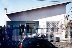 Popularização da arquitetura moderna. Bairro Carlos Prates, Belo Horizonte