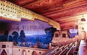 Figura 7 – Evelio Govantes e Félix Cabarrocas. Interior do Teatro Lutgardita (1932). Rancho Boyeros (Cuba).