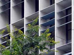 Fig. 2 – Detalle del brise-soleil<br />Foto Francisco J. Martínez