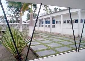Jardim do hospital<br />Foto atual de Alexandre Pessoa