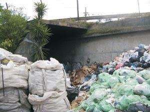 Entrada do túnel que abriga o ambiente de trabalho do PE 2
