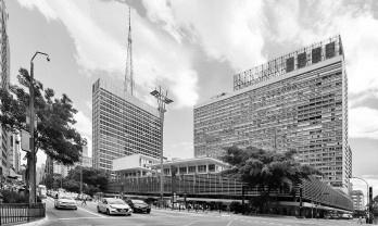 O moderno na Avenida Paulista